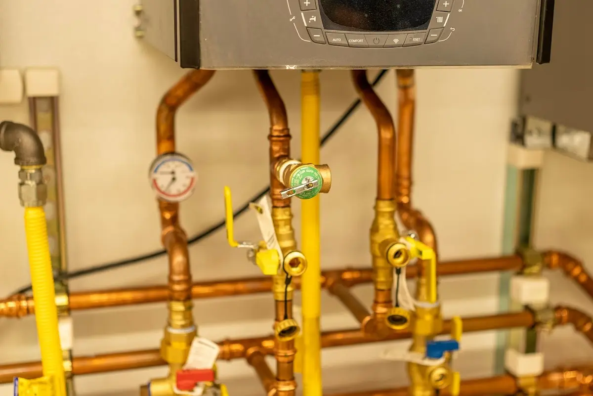 Licensed technician providing Pipe Repair for a homeowner in Lakeway